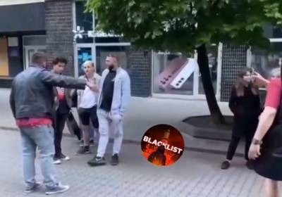 В Ивано-Франковске избили уличного музыканта за песни на русском языке