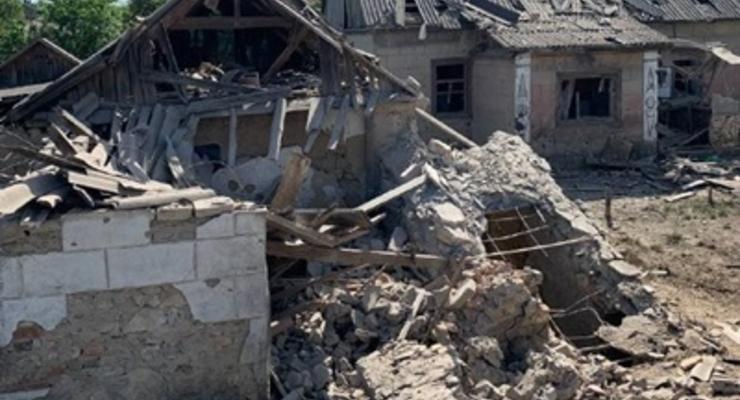 Российские оккупанты уничтожают поселок на Запорожье