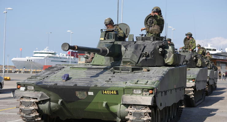 Швеция анонсировала пакет военной помощи: Известно его содержание