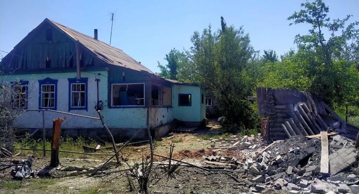 В Донецкой области оккупанты разрушили 35 гражданских объектов