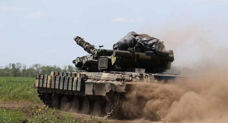 На Донбассе армия РФ обстреляла предприятие Азот