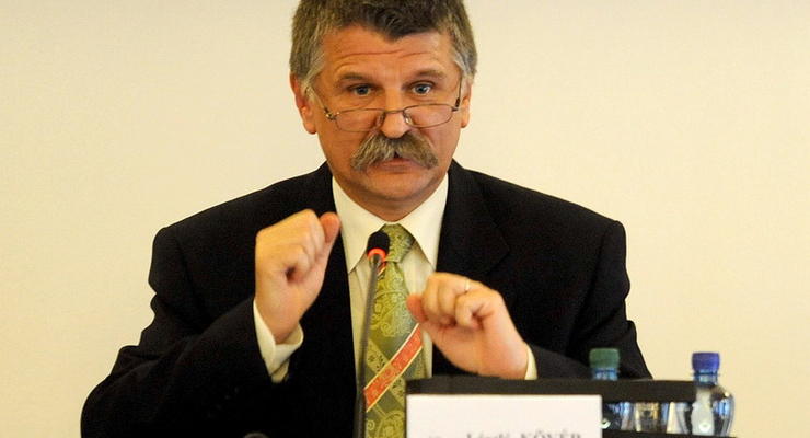 МИД Украины требует справку о психическом здоровье главы парламента Венгрии