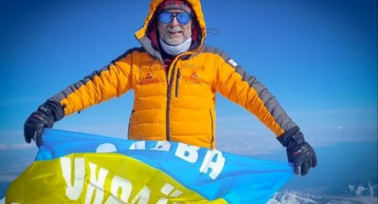 Альпинист посвятил ВСУ покорение высшей точки Северной Америки