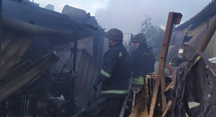 Харьков: из-под завалов разрушенного оккупантами дома спасли мужчину - видео