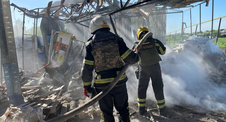 На Харьковщине из-за обстрелов РФ под завалами дома погибли четыре человека