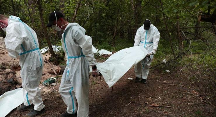В Киевской области нашли еще одно массовое захоронение мирных жителей