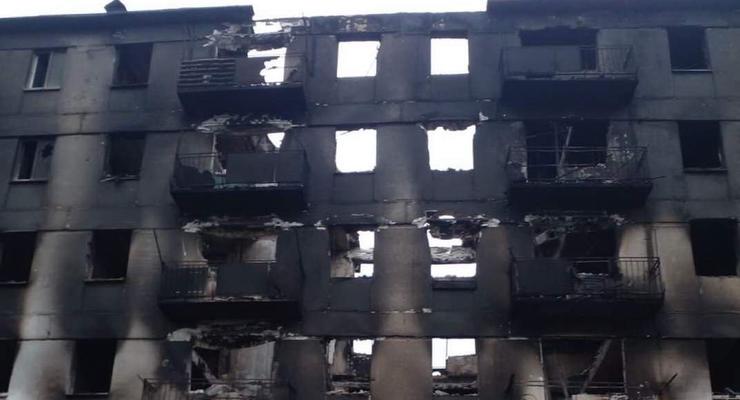 В Северодонецке оккупанты уничтожают многоэтажки и "Азот"