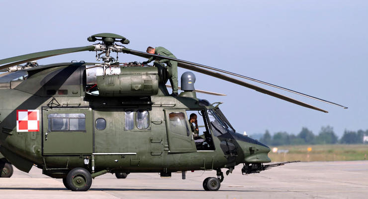 Словакия передала Украине пять вертолетов и боеприпасы для "Градов"