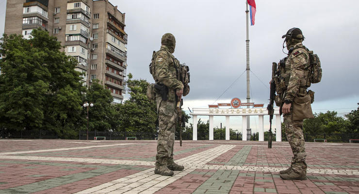 Готовы сами себя стрелять: оккупанты ждут вывода с Украины - перехват