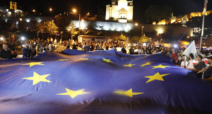 Сколько украинцев верят, что Украина вступит в ЕС через 5 лет - опрос