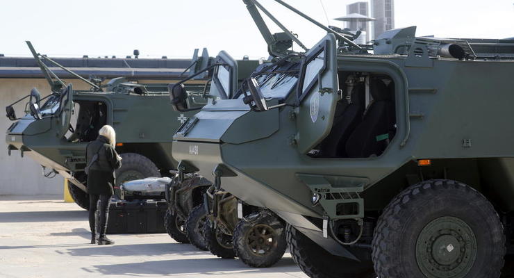 Словения передала Украине 35 бронированных пехотных машин-амфибий