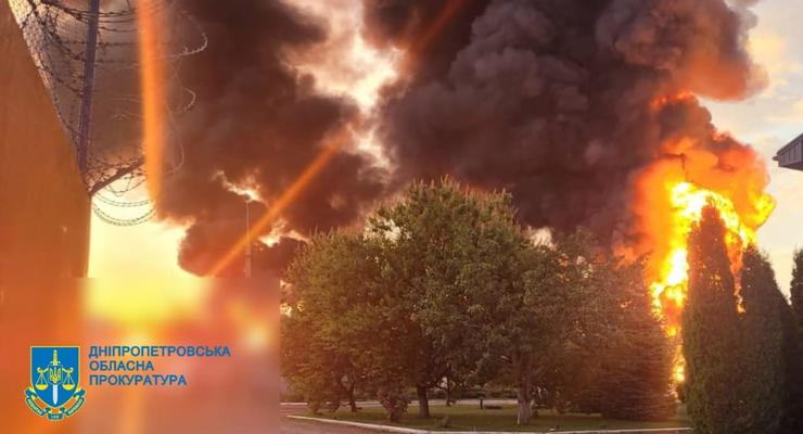 Пожар на нефтебазе под Днепром тушили 108 часов