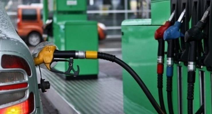 АЗС Венгрии ввели ограничения на продажу топлива