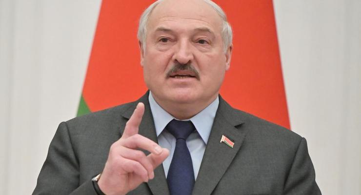 Лукашенко натякнув, що РФ має готуватися завдати ядерного удару