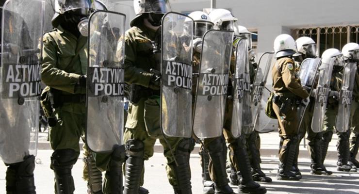 При перестрелке в Афинах пострадали двое полицейских