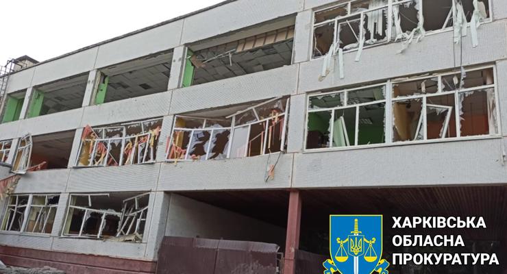 Оккупанты нанесли ракетный удар по Харькову: есть раненый и разрушения