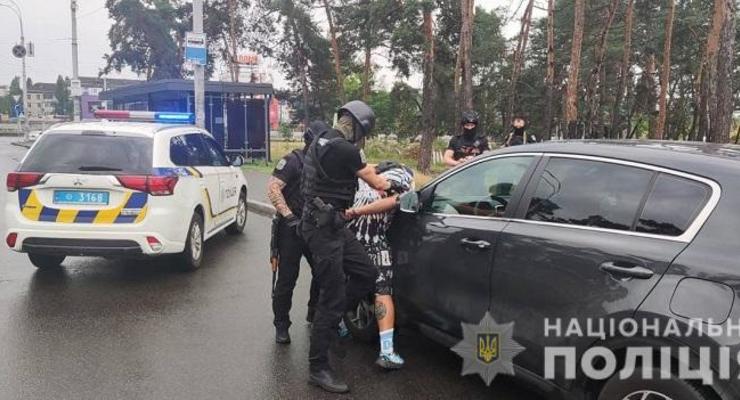 В Киеве задержали наркодилера с кокаином