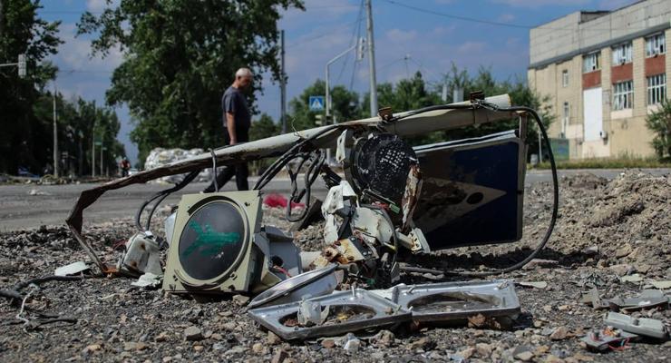 В центре оккупированного Северодонецка взорвали машину с рашистами