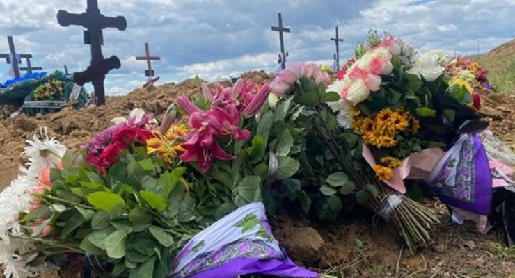 Удар по Виннице: похоронили погибшую девочку Лизу