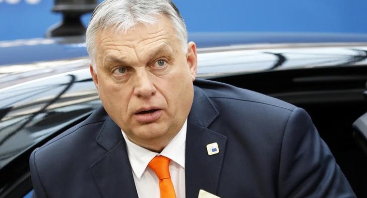 Премьер Венгрии призвал остановить поставки оружия в Украину