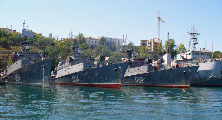 Чорноморський флот РФ вже не може проводити паради - Британія