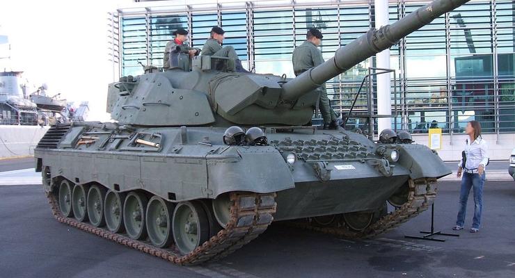 Испания передумала давать Украине танки Leopard