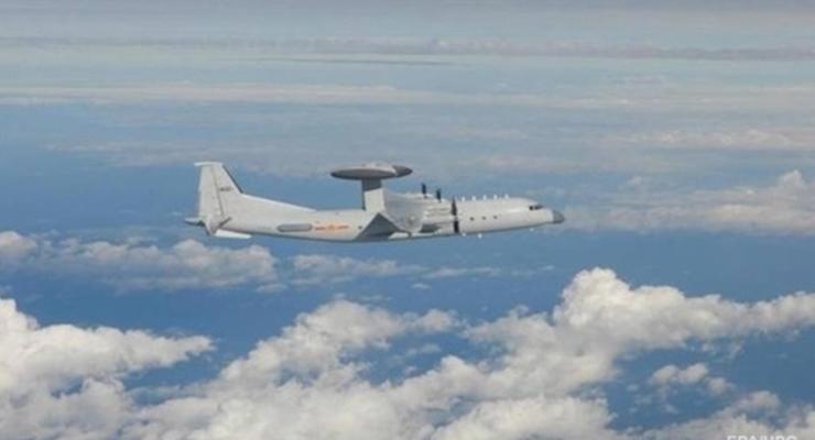 В зону ПВО Тайваня вошли более 20 самолетов Китая