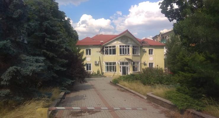 Россияне разграбили офис ФК Мариуполь