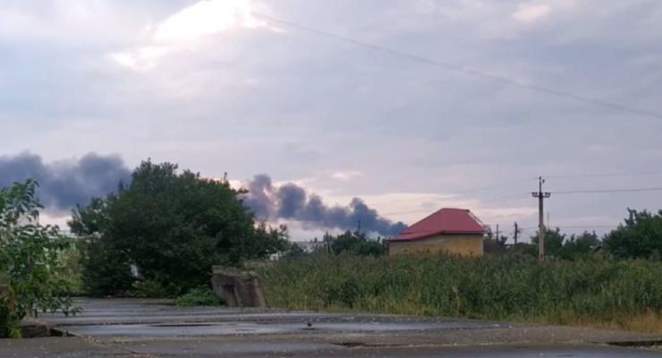 Там еще один аэродром: ВСУ объяснили сегодняшние взрывы в Крыму