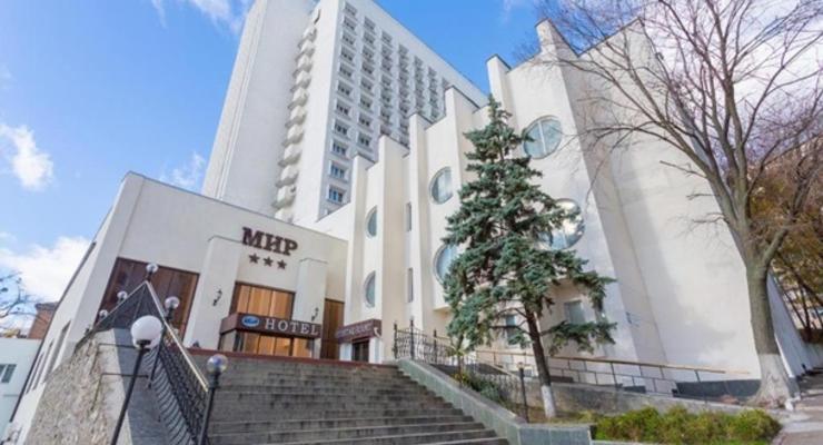 Суд передал принадлежащую ПриватБанку гостиницу экс-владельцам банка
