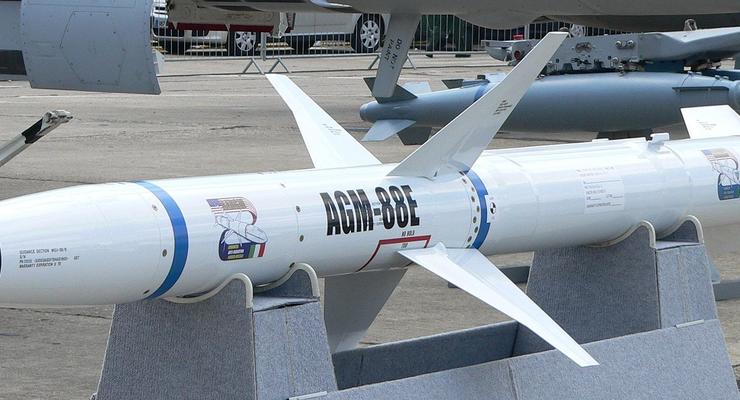 США передали Украине ракеты AGM-88 HARM: их особенности