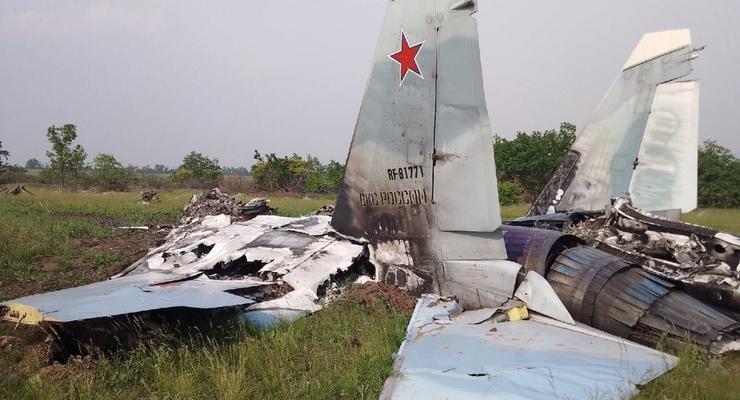 Після вибухів у Криму виведено з ладу більше половини літаків Чорноморського флоту РФ - Reuters