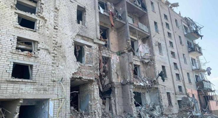 Удар по многоэтажке Вознесенска: восемь раненых