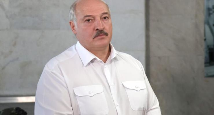 Лукашенко объяснил, зачем поздравил Украину 24 августа