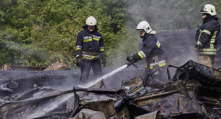 В Кривом Роге локализовали пожар после утреннего ракетного удара