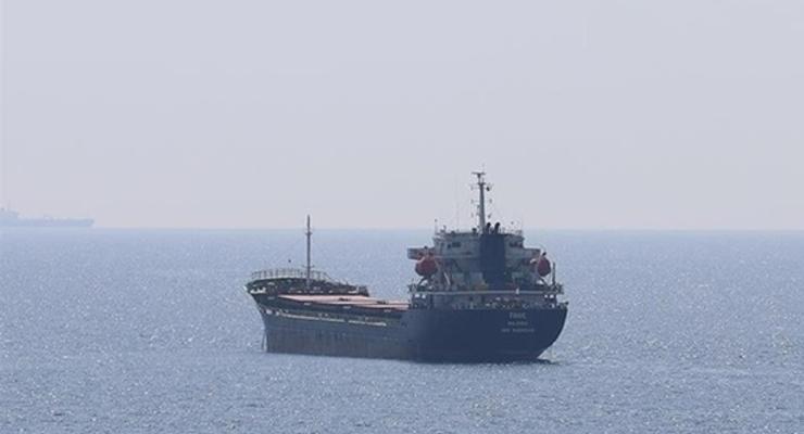 З українських портів сьогодні вийшло п'ять суден із зерном
