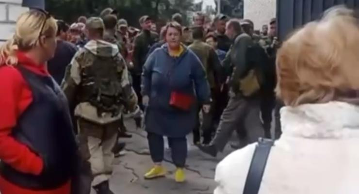 В Луганске бунт из-за отправки мобилизованных на фронт – СтратКом