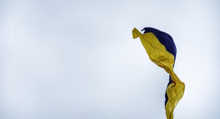 В оккупированном Мариуполе спели гимн Украины