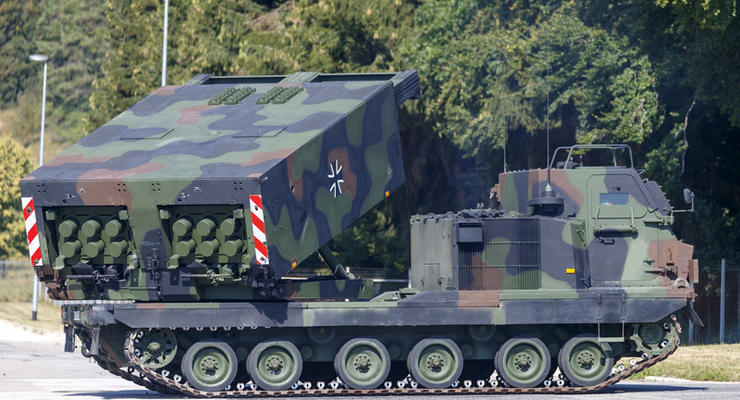 Германия передала Украине две РСЗО Mars II и 50 броневиков Dingo