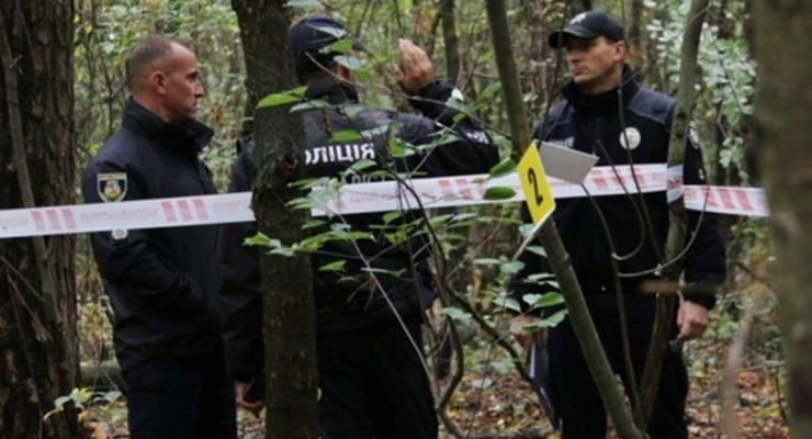 Под Бучей нашли еще два тела казненных украинцев