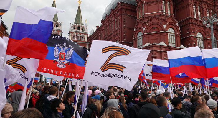 У Москві зібрали сцену для святкування анексії