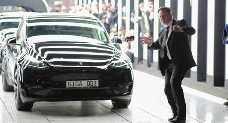 Колеса от Tesla: президент Литвы поддержал Украину
