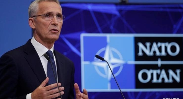 Генсек НАТО пообещал Зеленскому усиливать поддержку Украины