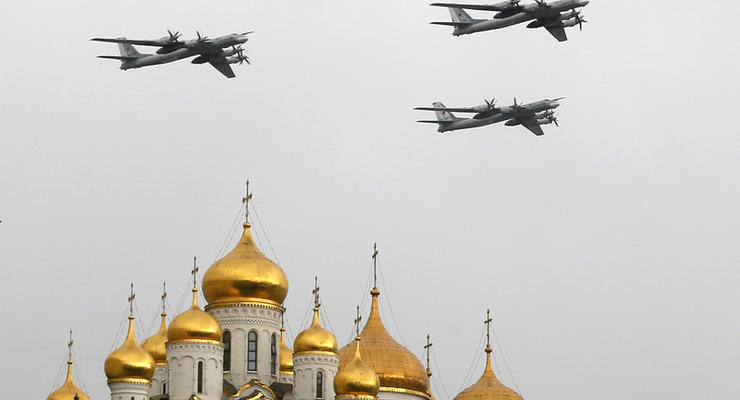Бомбардировщики РФ Ту-160 и Ту-95 продолжают атаку Украины с Каспийского моря