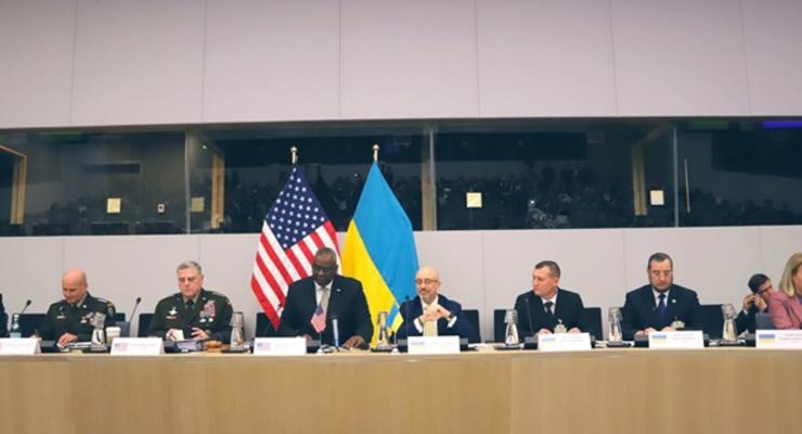 Украина заверила о контроле над поставками оружия