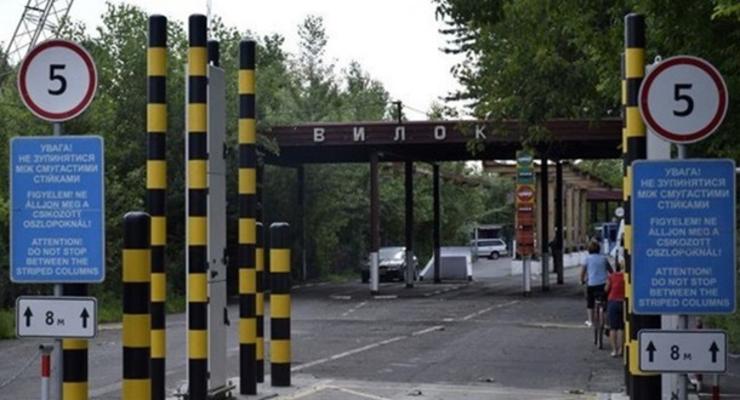Украина откроет три пункта пропуска на западной границе