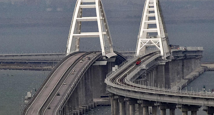 У РФ нарушена логистика из-за повреждения Крымского моста – Британия