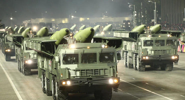 Россия в отчаянии ищет военные товары в КНДР – Госдеп США