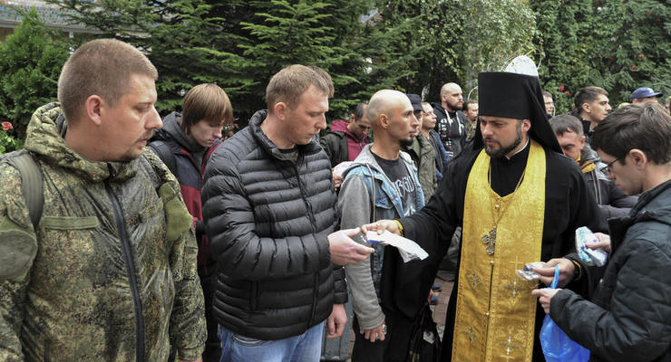 Джихад и сатанисты: В РФ солдат мотивируют через религию