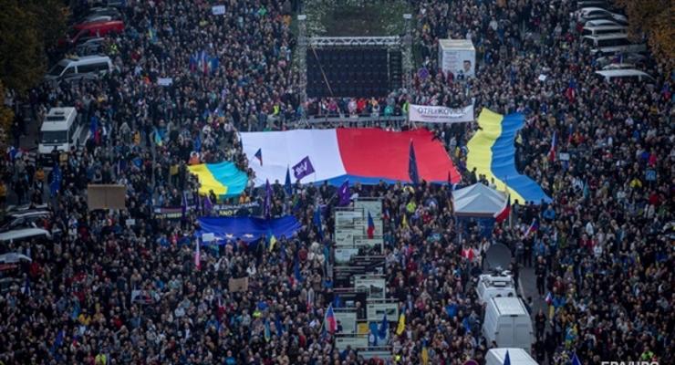 В Праге прошла массовая акция в поддержку Украины